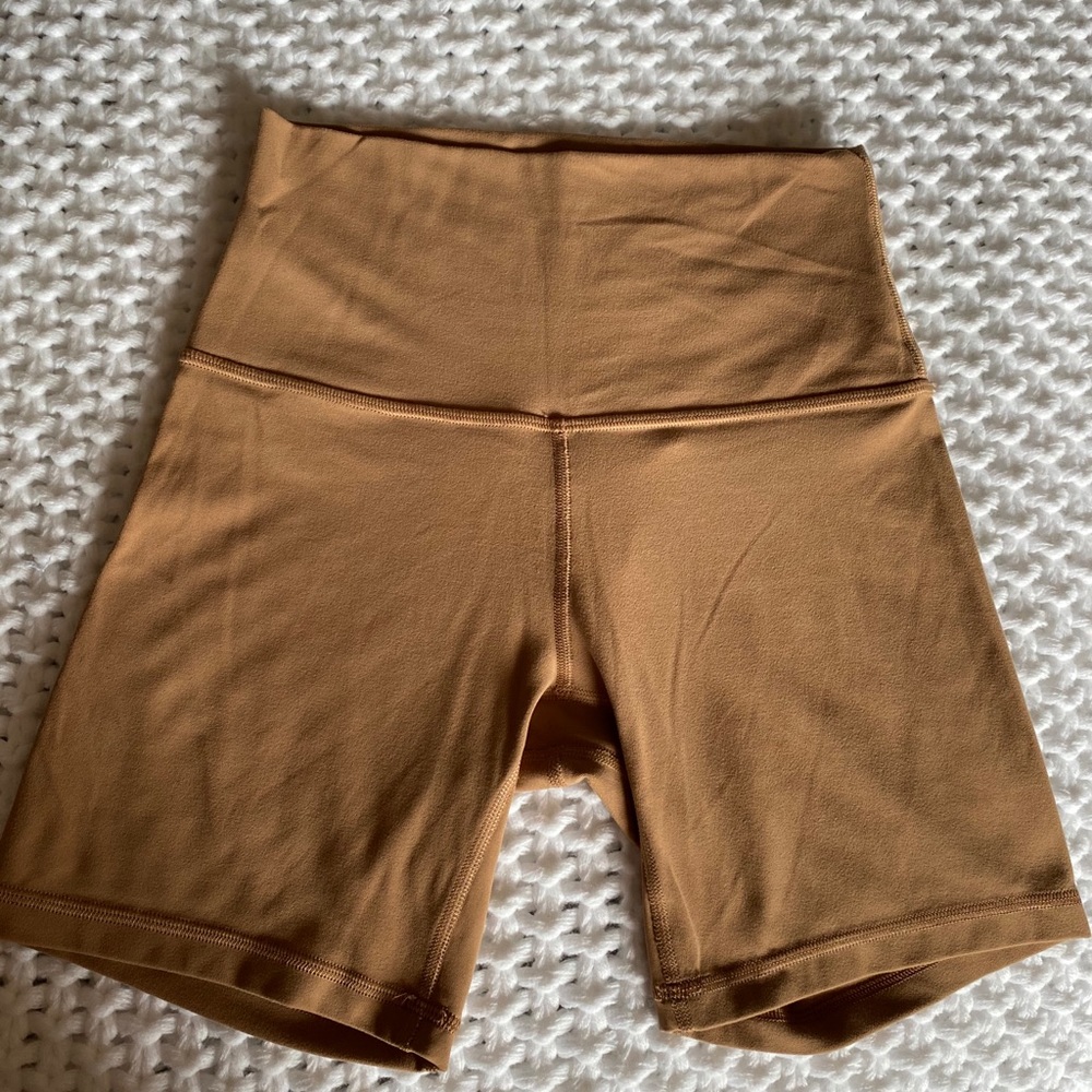 Lululemon Align short 6 inches
